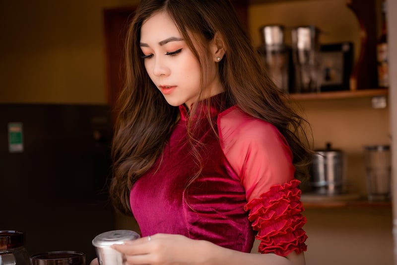 Romantic makeup look