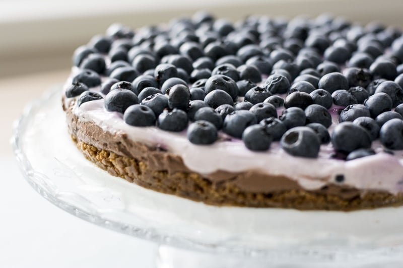 Garden-Inspired Cake